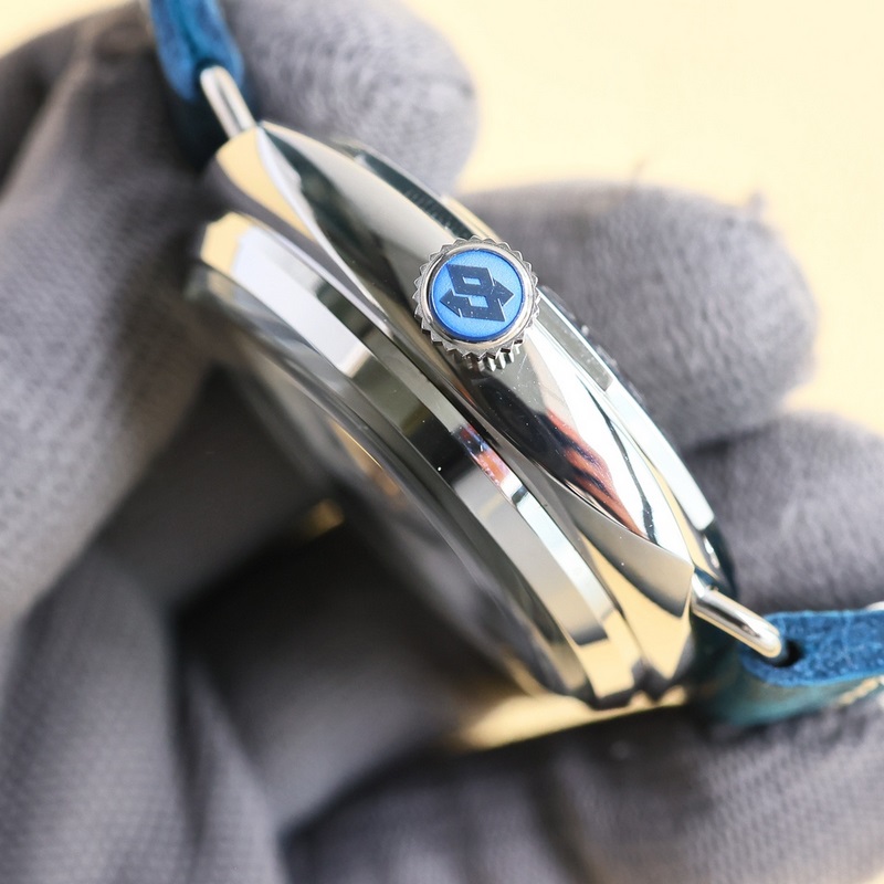 V7新款品牌	沛納海	系列	鐳得米爾	機芯類型	自動機械	性別	男士