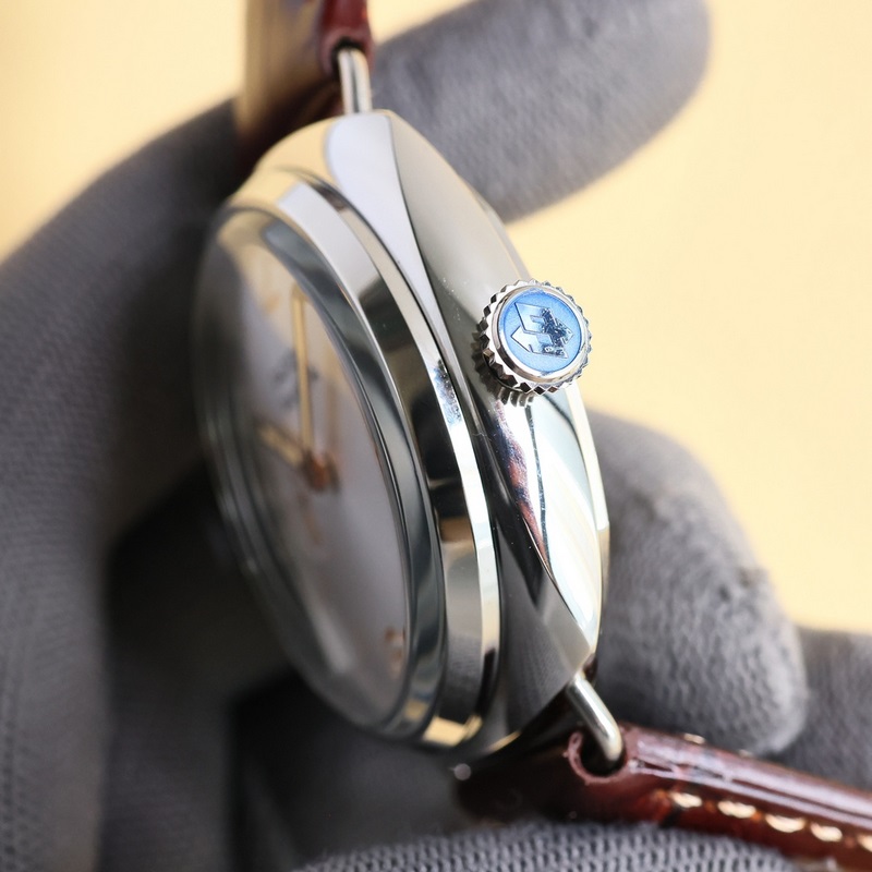 V7新款品牌	沛納海	系列	鐳得米爾	機芯類型	自動機械	性別	男士