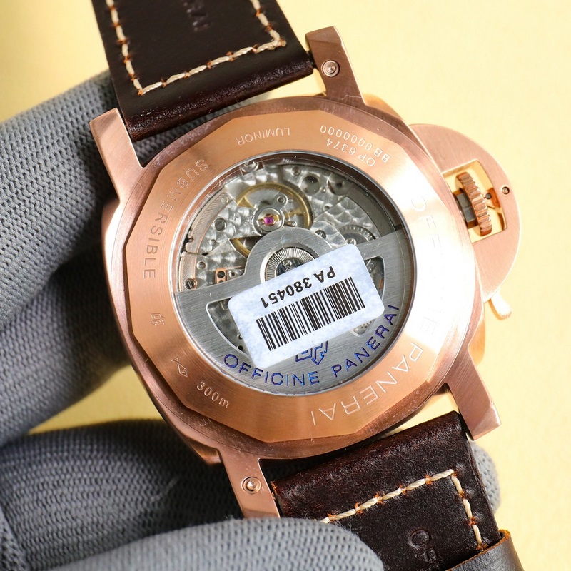 沛納海SUBMERSIBLE BMG-TECH ─ 44毫米潛行系列金屬玻璃腕表