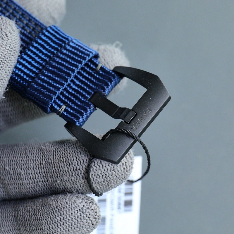 V7新款沛納海SUBMERSIBLE BMG-TECH ─ 47毫米潛行系列金屬