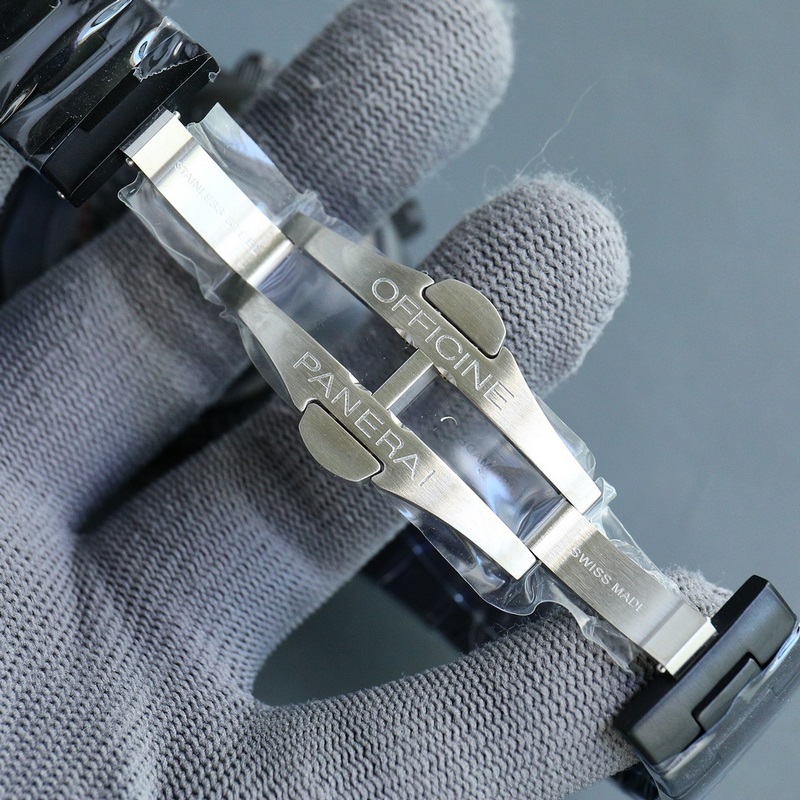 V7沛納海新款SUBMERSIBLE BMG-TECH ─ 47毫米潛行系列勁爆