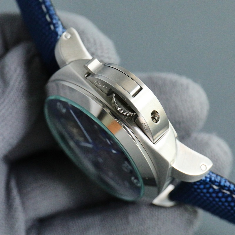 沛納海PAM01036〖V8版本最新推出 獨(dú)家在售 〗為力求完美 憑著踏實(shí)做工和