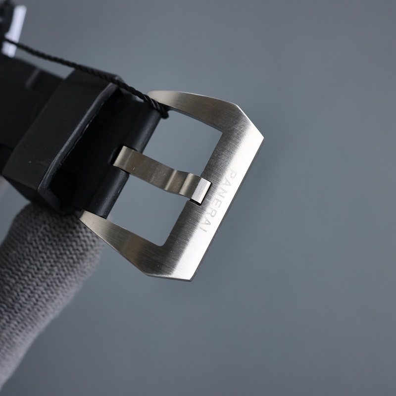 品牌：沛納海系列：SUBMERSIBLE 潛行系列機芯類型：自動機械機芯型