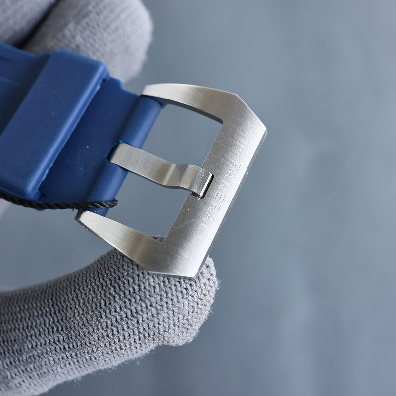 V7沛納海2025最新沛納海品牌：沛納海系列：LUMINOR 廬米諾Luna