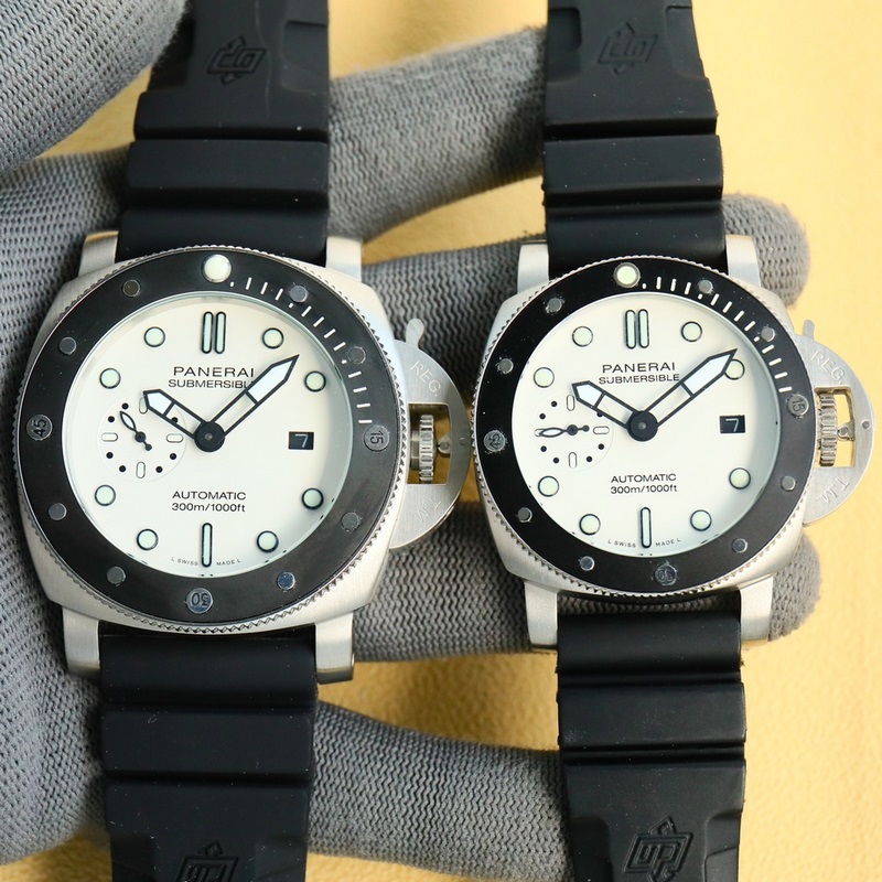 沛納海SUBMERSIBLE BMG-TECH ─ 44毫米潛行系列金屬玻璃腕表