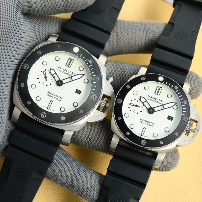 沛納海SUBMERSIBLE BMG-TECH ─ 44毫米潛行系列金屬玻璃腕表