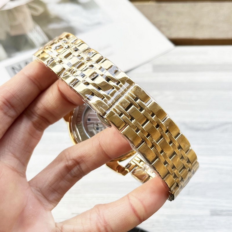 複雜時計 奢華大氣 經(jīng)典新品 震撼上市 【最新】：百達翡麗 多功能精品 大飛