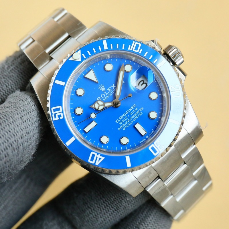 3135：v11版勞力士潛航者、水鬼強(qiáng)勢來襲，特別是綠水鬼116610LV的圈口