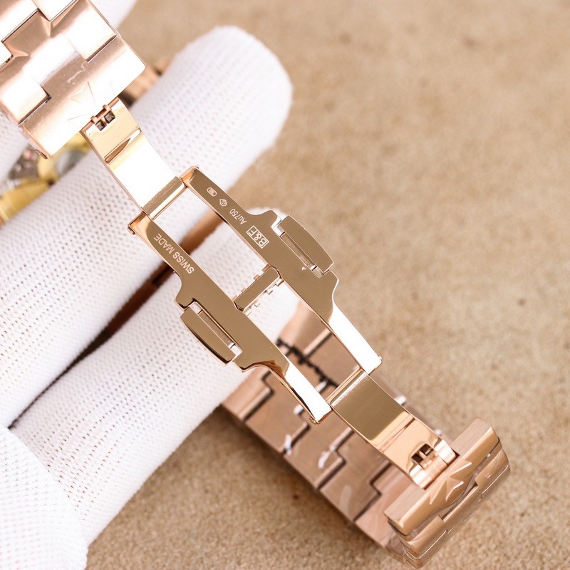 新品 Vacheron constantin 經(jīng)典之美品鑒江詩(shī)丹頓衆(zhòng)橫四海逆跳日