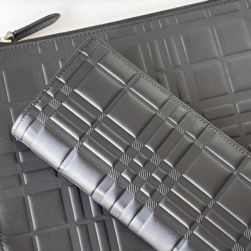 壓花格紋皮革長款錢夾【B 家】原單出品 ～～ 大面采用進口小牛皮壓花，銀色金屬五