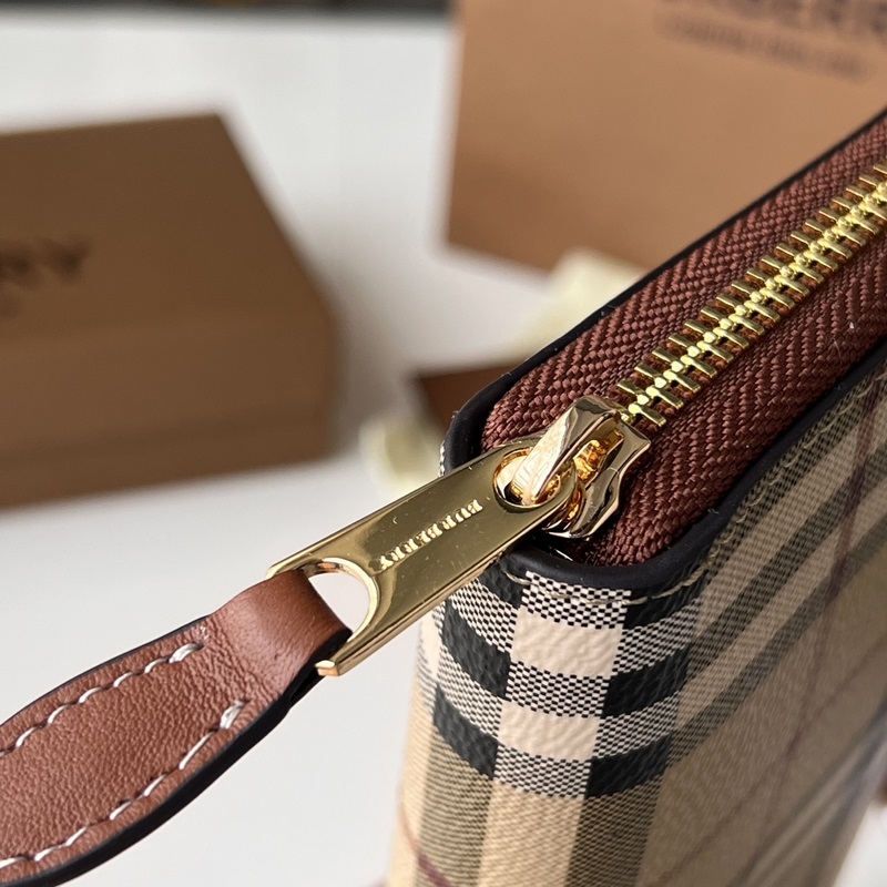 活力裝飾標(biāo)志性 Burberry 格紋環(huán)保帆布全拉鍊錢(qián)夾 【B家】原單出品 ～～