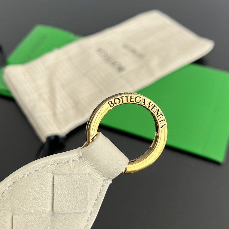 #Bv 新款小魚鑰匙扣806109 小魚形狀鑰匙扣 “年年有餘”的吉祥寓意 代表