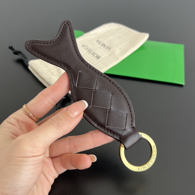 #Bv 新款小魚鑰匙扣806109 小魚形狀鑰匙扣 “年年有餘”的吉祥寓意 代表