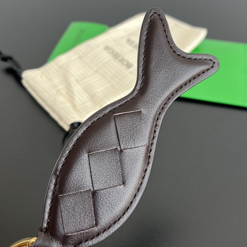 #Bv 新款小魚鑰匙扣806109 小魚形狀鑰匙扣 “年年有餘”的吉祥寓意 代表