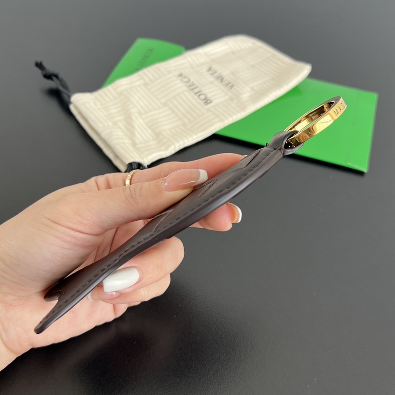 #Bv 新款小魚鑰匙扣806109 小魚形狀鑰匙扣 “年年有餘”的吉祥寓意 代表