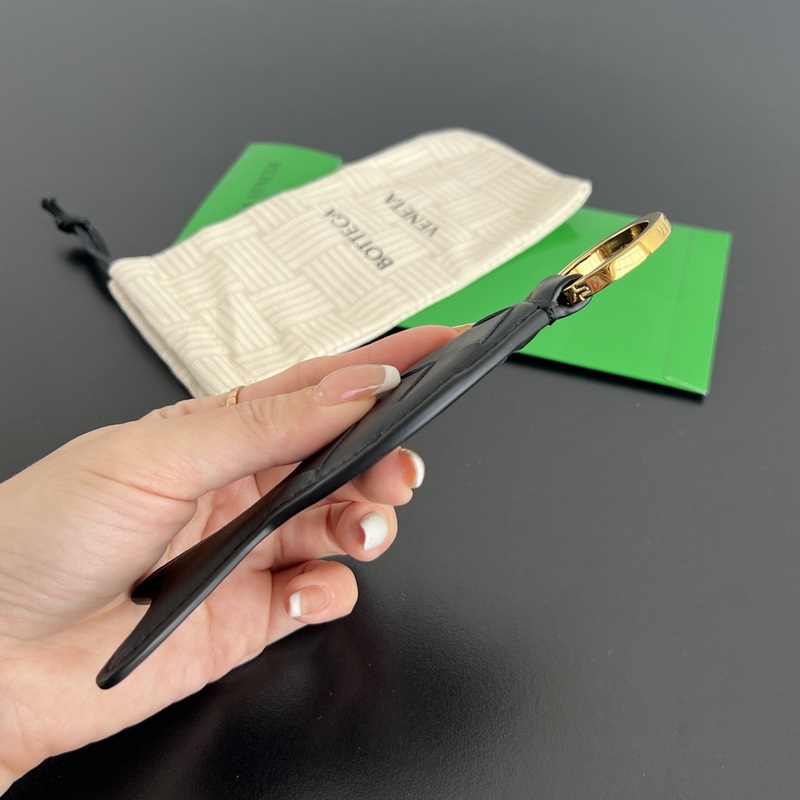 #Bv 新款小魚鑰匙扣806109 小魚形狀鑰匙扣 “年年有餘”的吉祥寓意 代表