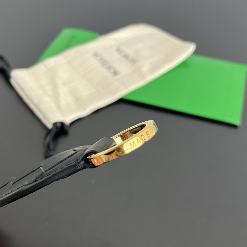 #Bv 新款小魚鑰匙扣806109 小魚形狀鑰匙扣 “年年有餘”的吉祥寓意 代表