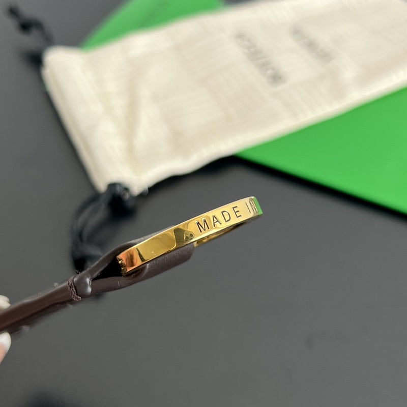 #BV 新款鑰匙扣 800553 單張編織皮革鑰匙扣 小小一個 方便攜帶 采用N