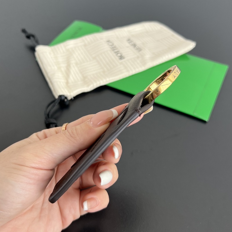 #BV 新款鑰匙扣 800553 單張編織皮革鑰匙扣 小小一個 方便攜帶 采用N