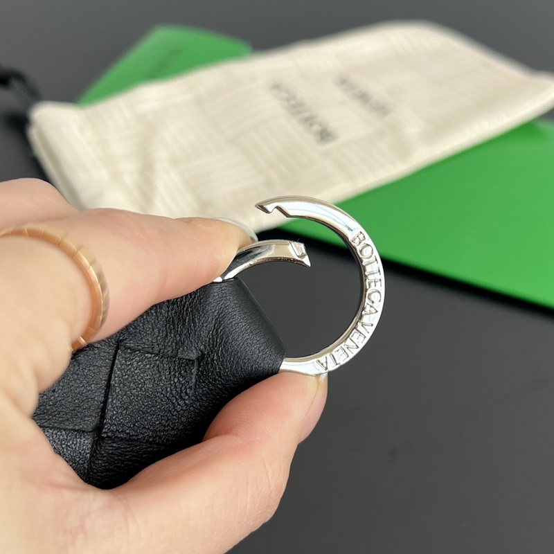 #BV 新款鑰匙扣 800553 單張編織皮革鑰匙扣 小小一個 方便攜帶 采用N