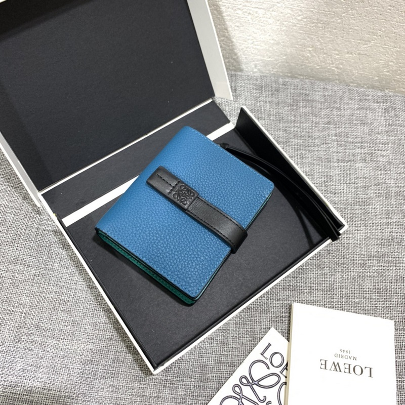 compact zip wallet短夾出貨，選用耐磨的珠地小牛皮，采用雙色組合