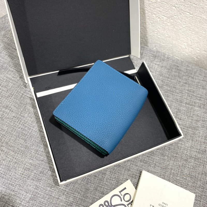 compact zip wallet短夾出貨，選用耐磨的珠地小牛皮，采用雙色組合