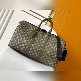 頂級原單動態(tài)芯片 M12504 這款Keepall 50旅行包小牛皮Monogr