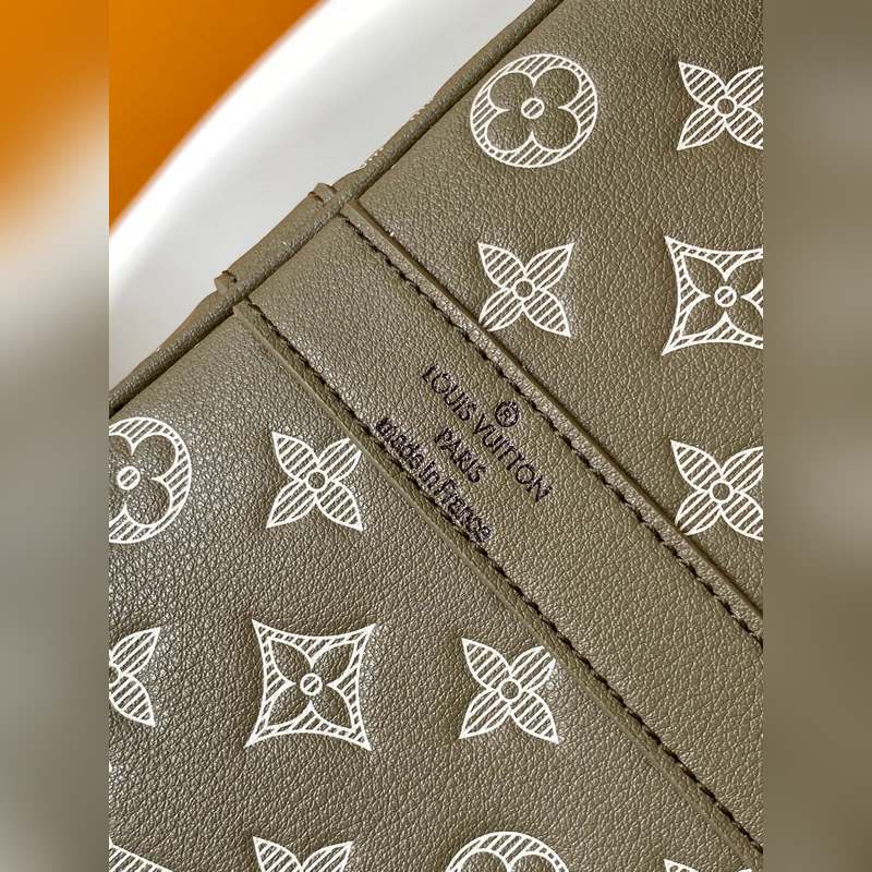 頂級原單動態芯片 M12504 這款Keepall 50旅行包小牛皮Monogr