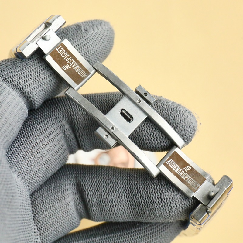 HBF FACTORY 愛彼 皇家橡樹離岸型系列26238：封頂之作 杜絕一眼假