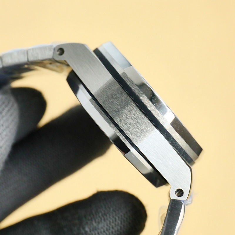 HBF FACTORY 愛彼 皇家橡樹離岸型系列26238：封頂之作 杜絕一眼假