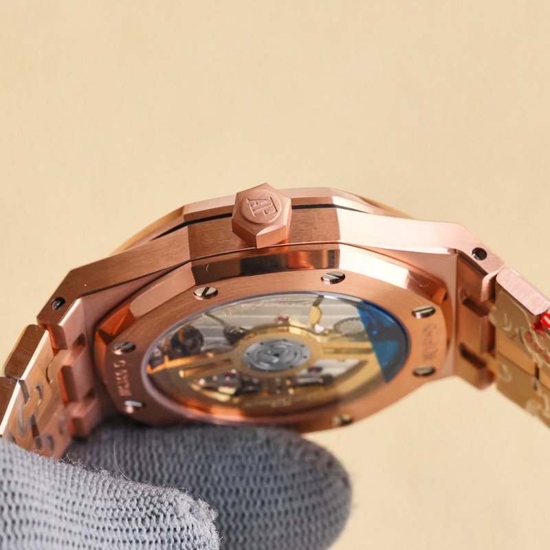 APS出品。愛彼16202系列 APS出品 升級V2版本 械男士腕錶 搭載性能穩(wěn)