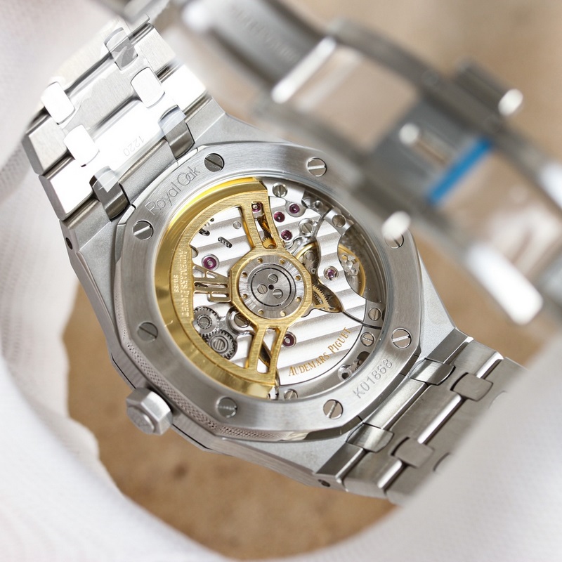 F1新品 愛(ài)彼皇家橡樹(shù)15500，15510蒂芙尼藍(lán)，黑鋼——震撼上線：采用43