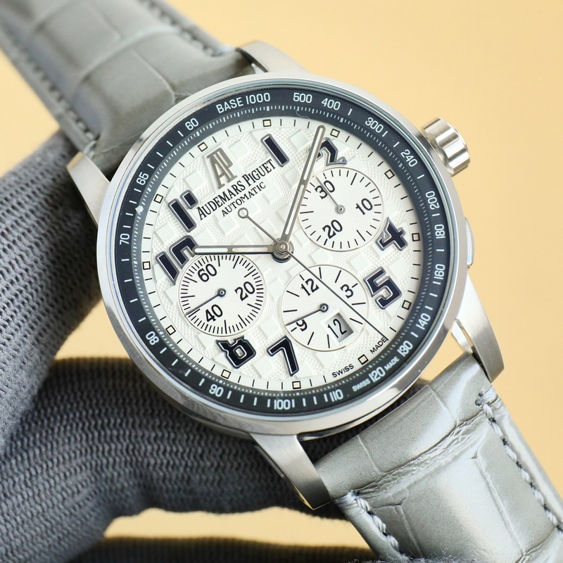 APF愛彼-AP，CODE11.59自動上鍊計時碼錶系列1 材料：316L精鋼2