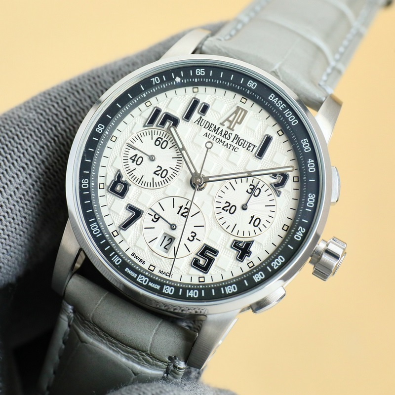 APF愛彼-AP，CODE11.59自動上鍊計時碼錶系列1 材料：316L精鋼2