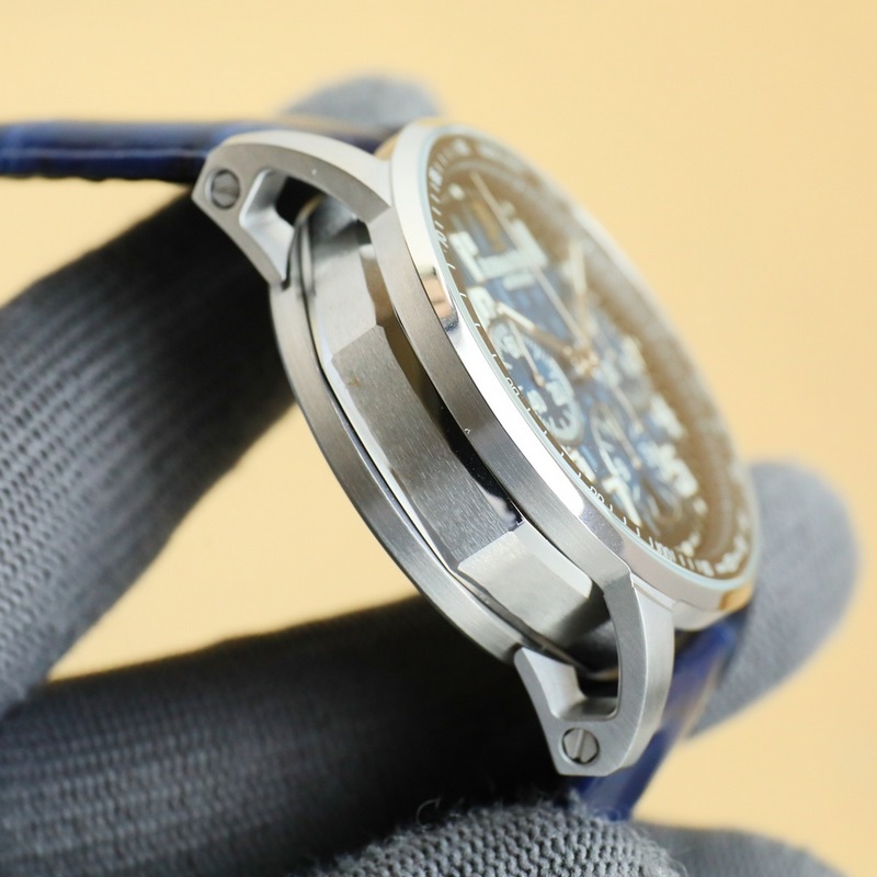 APF愛彼-AP，CODE11.59自動上鍊計時碼錶系列1 材料：316L精鋼2