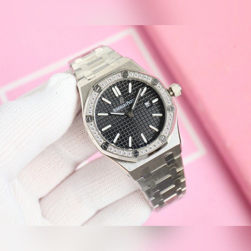 女款_愛彼 AP-皇家橡樹系列 錶盤飾以Lady Tapisserie格紋裝飾，呈現(xiàn)出