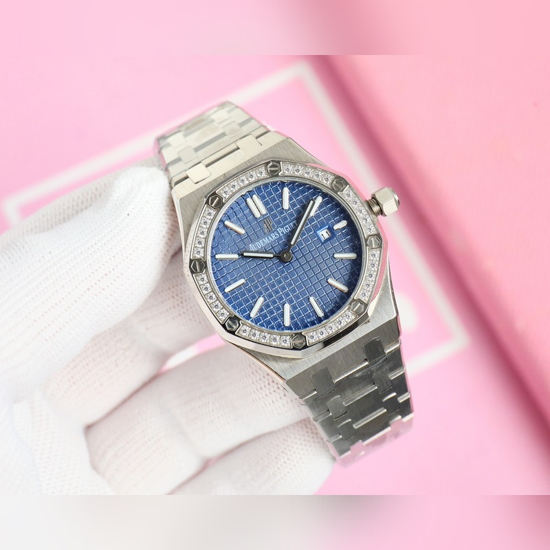 女款_愛彼 AP-皇家橡樹系列 錶盤飾以Lady Tapisserie格紋裝飾，呈現(xiàn)出