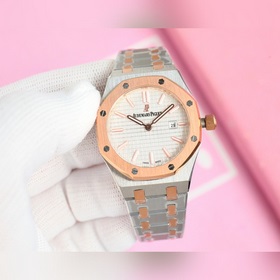 女款_愛彼 AP-皇家橡樹系列 錶盤飾以Lady Tapisserie格紋裝飾，呈現出