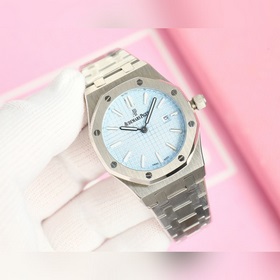 女款_愛彼 AP-皇家橡樹系列 錶盤飾以Lady Tapisserie格紋裝飾，呈現出