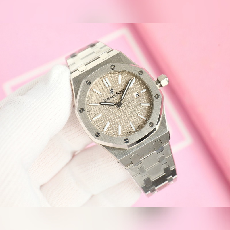 女款_愛彼 AP-皇家橡樹系列 錶盤飾以Lady Tapisserie格紋裝飾，呈現(xiàn)出