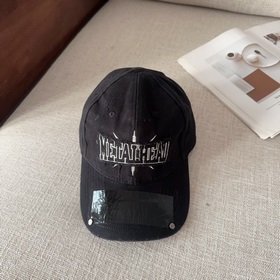 Balencia*a 巴黎世家新款棒球帽 簡約時尚超級無敵好看的帽子！