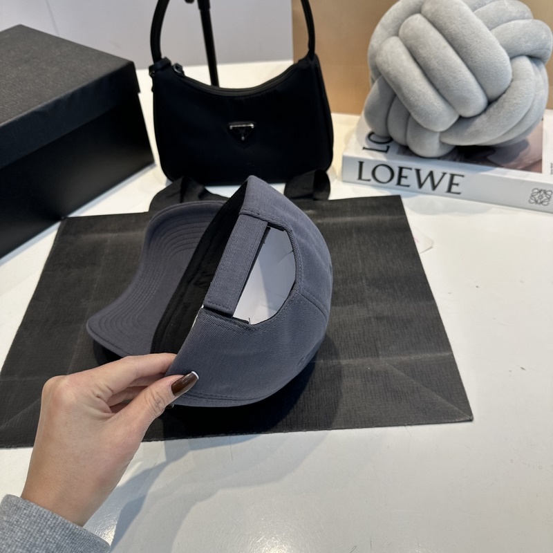 Balenclaga巴黎世家新款棒球帽現(xiàn)貨秒發(fā) 簡約時尚超級無敵好看的帽子！情