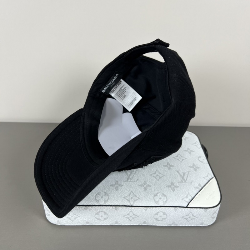 BALENCIAGA巴黎世家新款logo棒球帽，很酷的色系，男女佩戴都有不同st