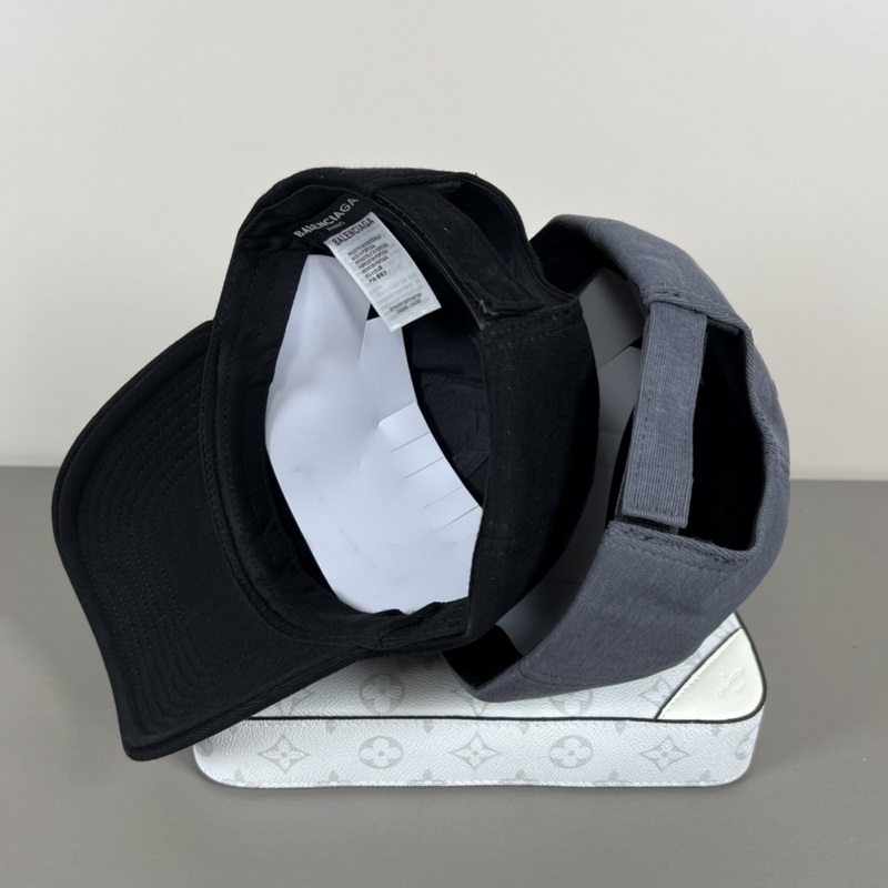 BALENCIAGA巴黎世家新款logo棒球帽，很酷的色系，男女佩戴都有不同st