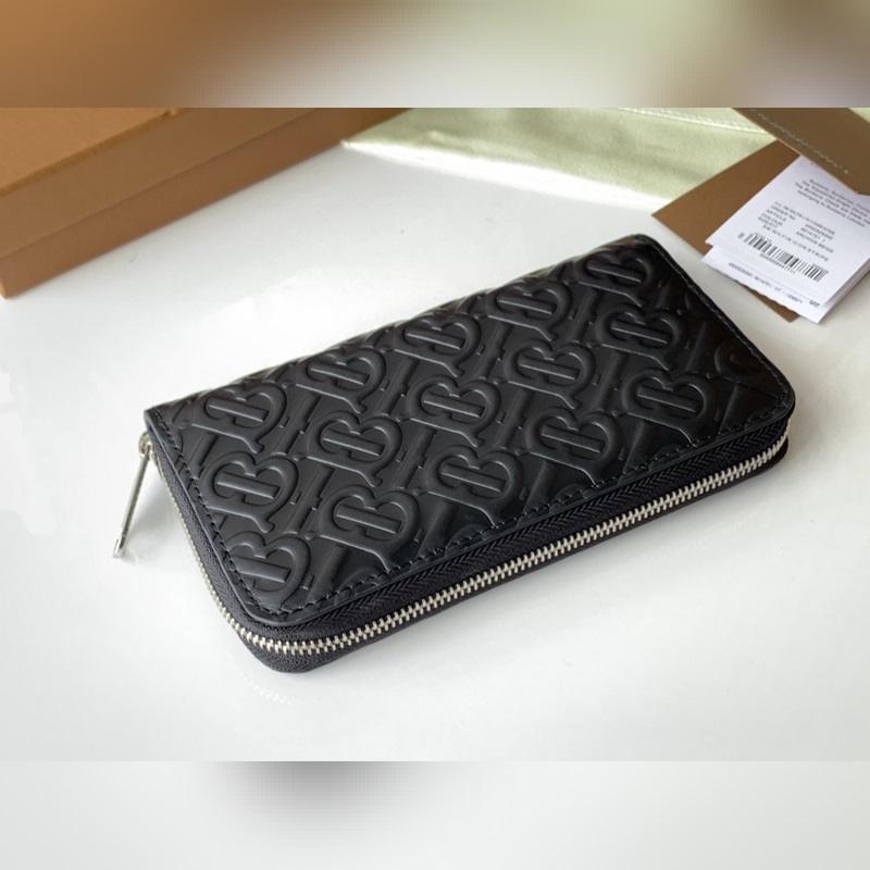 TB壓花皮革拉鍊包 【B 家】原單品質 ～～ 采用進口粒面小牛皮壓花， 專櫃品質