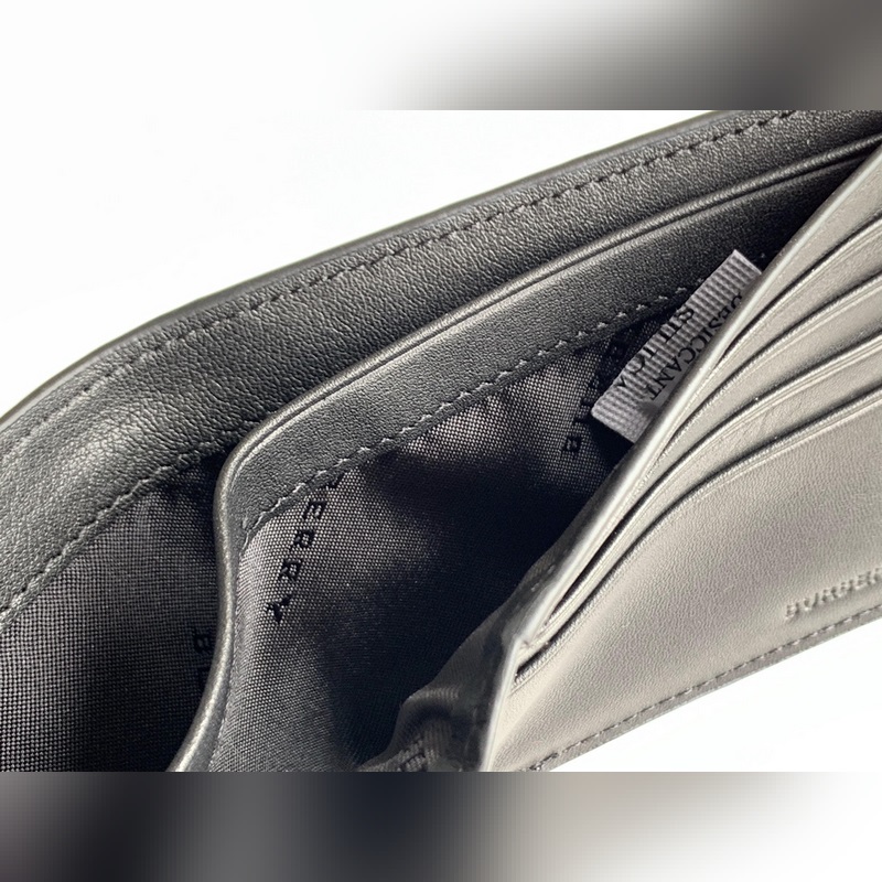 TB壓花專屬標識皮革雙折錢夾 【B 家】原單出品 ～～ 進口粒面小牛皮壓花， 專