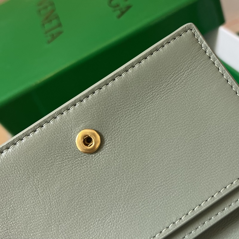 #Bv 新款大格編織名片夾  679849 這款大編織真的好簡約大氣，柔軟牛皮制