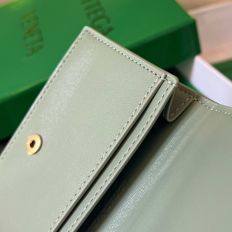 #Bv 新款大格編織名片夾  679849 這款大編織真的好簡約大氣，柔軟牛皮制