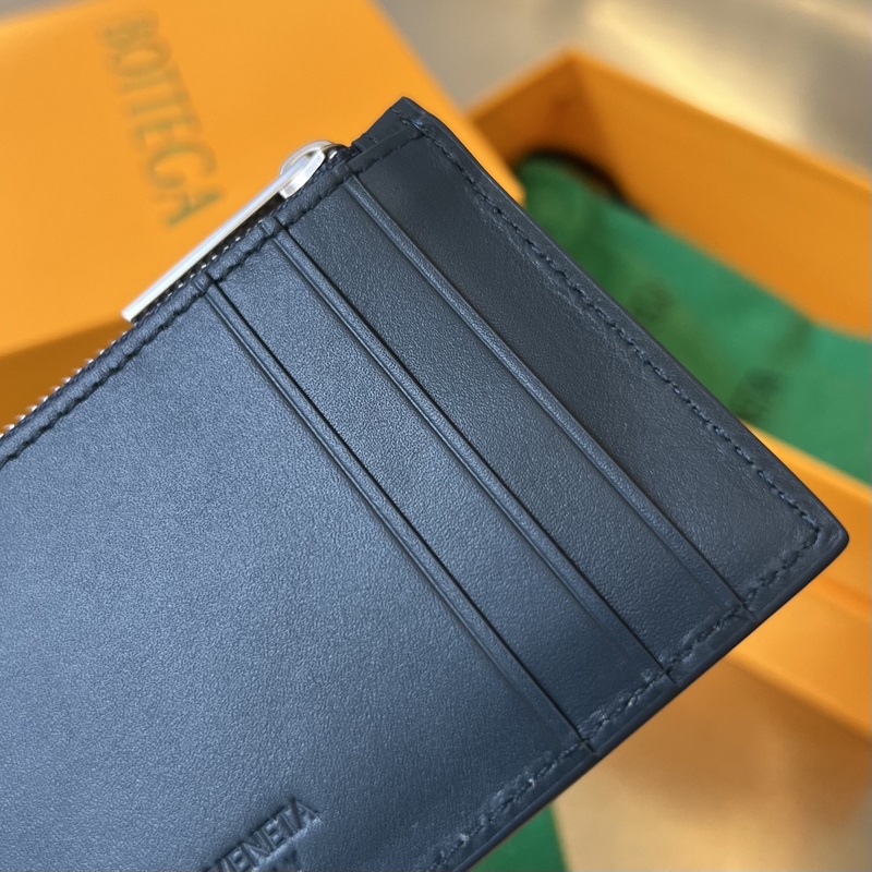 #BV 新款大編格卡包679843 簡簡單單精緻卡包 拉鍊設計可放零錢或者硬幣