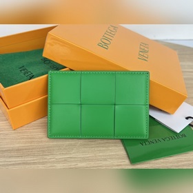 #BV 新款大編格卡包 649597簡簡單單隻放卡的包 沒有任何拉鍊搭扣等裝飾